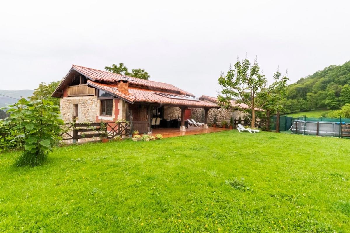Casa De Pueblo Las Golondrinas De Luena San Miguel de Luena Екстериор снимка