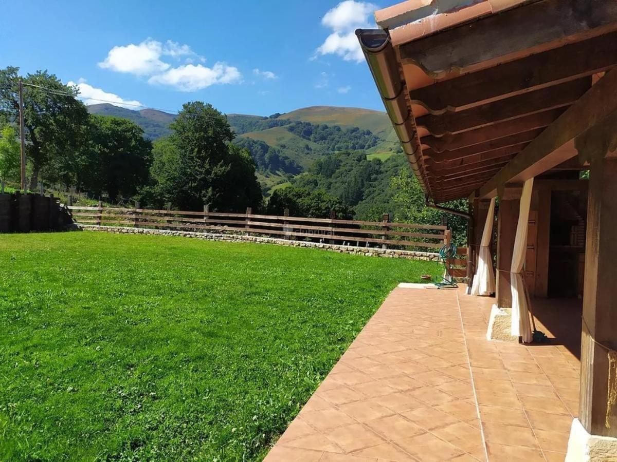 Casa De Pueblo Las Golondrinas De Luena San Miguel de Luena Екстериор снимка